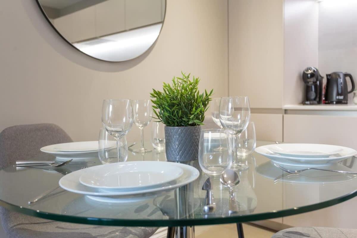 Dragon Suites - Edinburgh City Centre 2 Bed Apartment Dış mekan fotoğraf